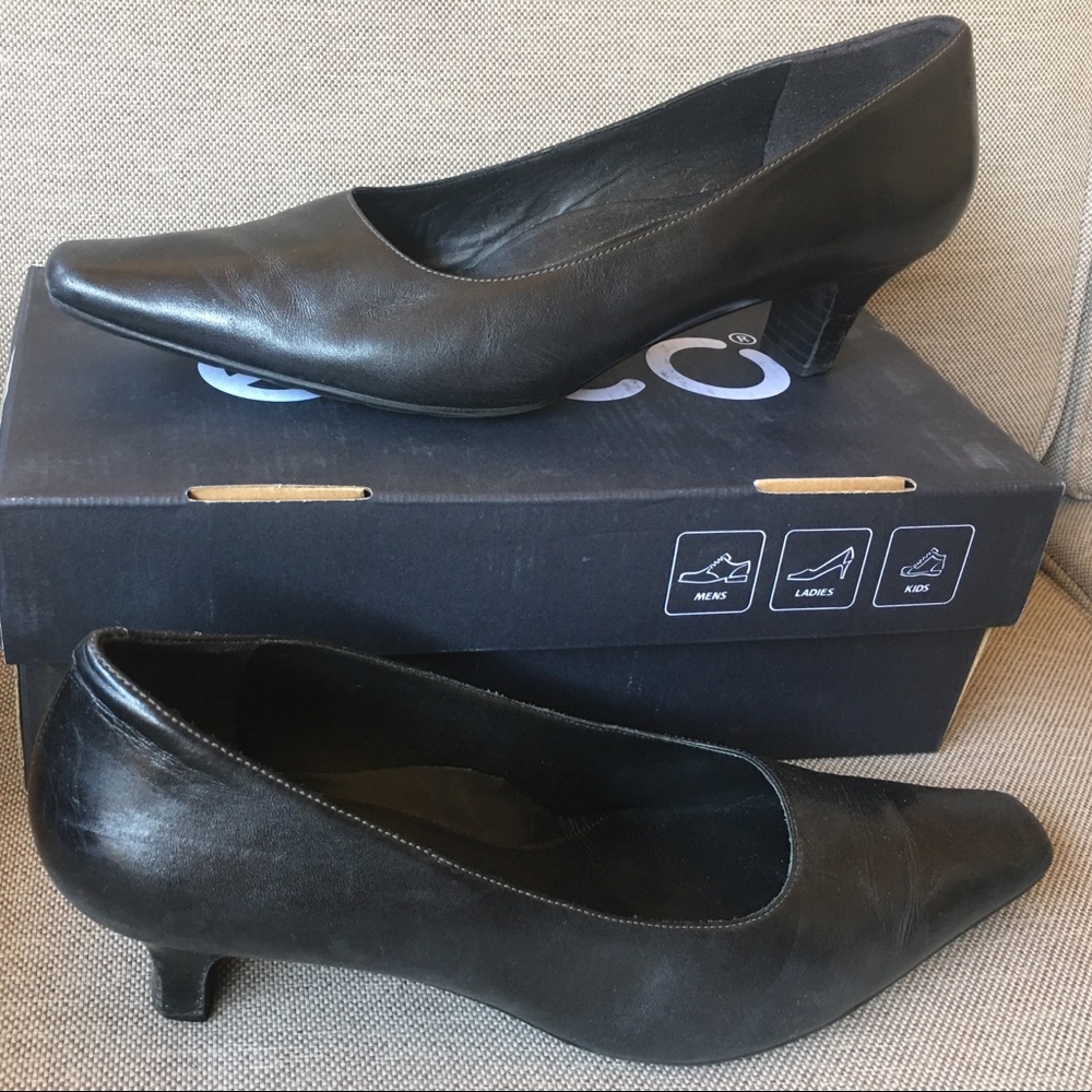 Ecco Black/Noir Nevada Pump